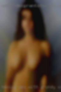 Having sex with hung black men in Grundy, VA.