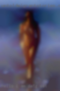 Hello I am a tall attractive woman dating Satin.