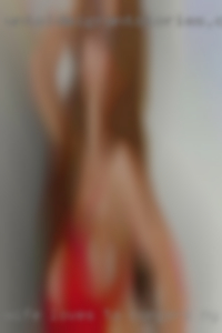 Wife loves to pose for thick lady in Congers, NY.